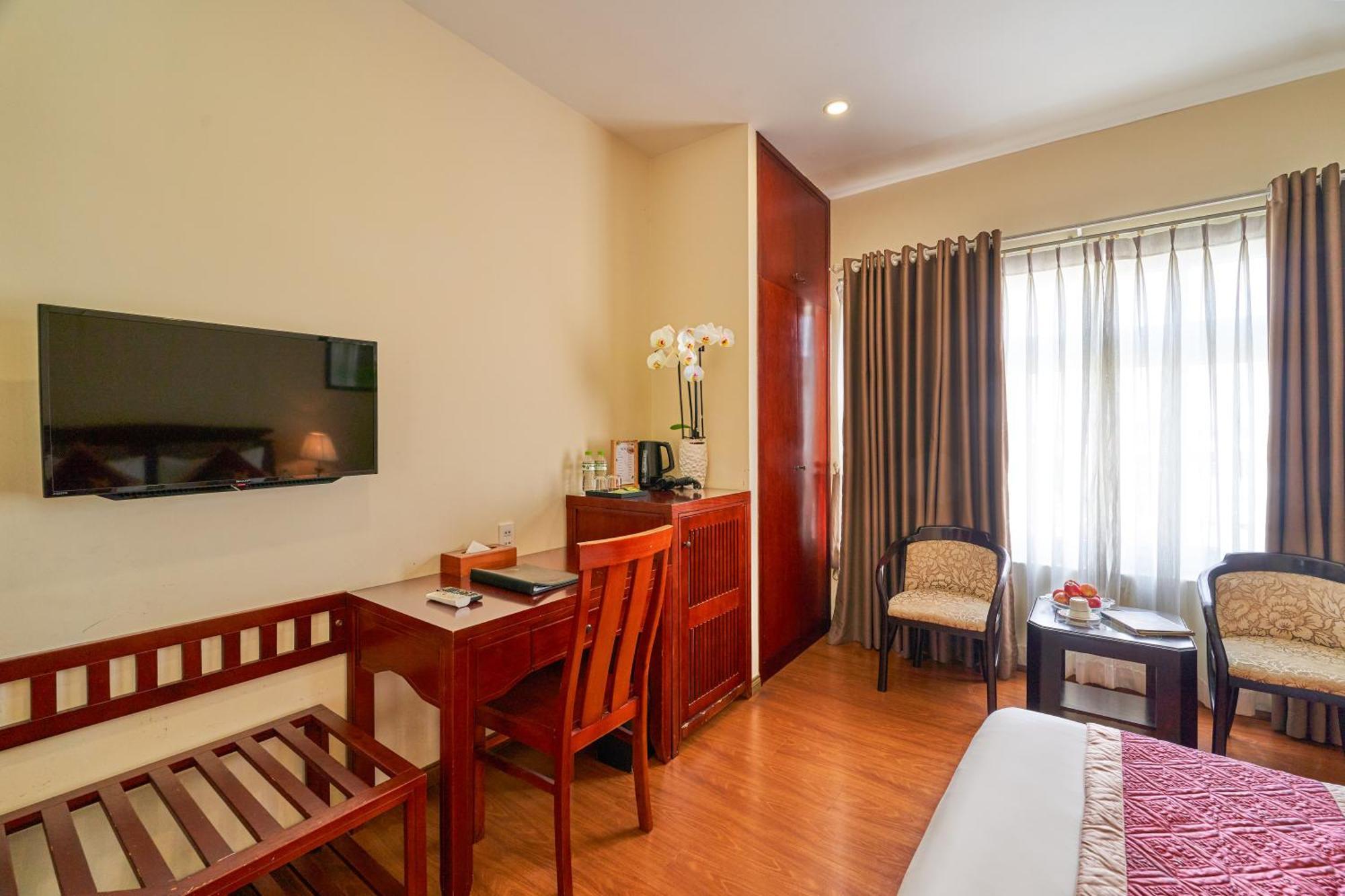 Bcons Riverside Hotel Binh Duong Thu Dau Mot Exterior photo
