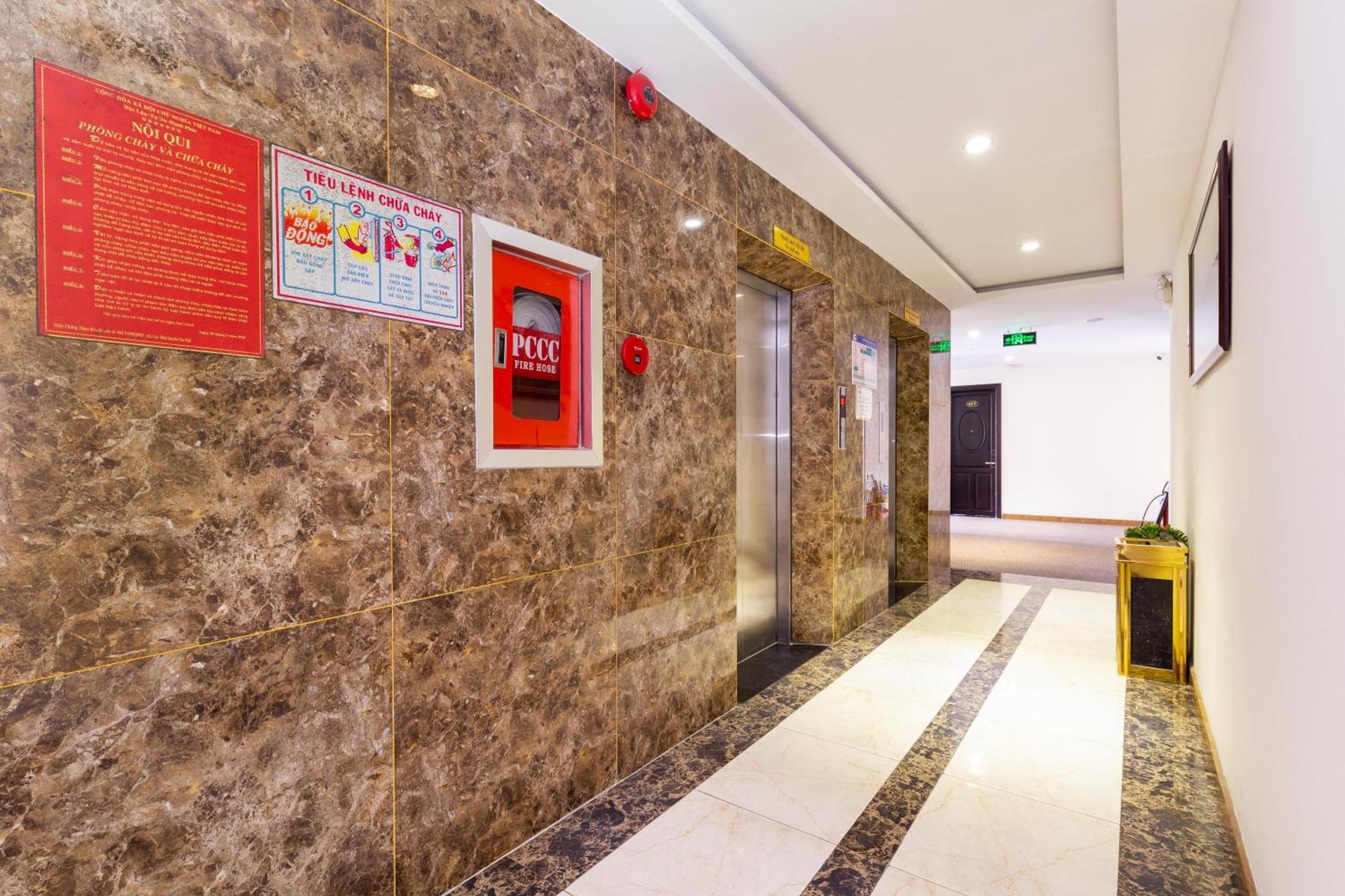 Bcons Riverside Hotel Binh Duong Thu Dau Mot Exterior photo